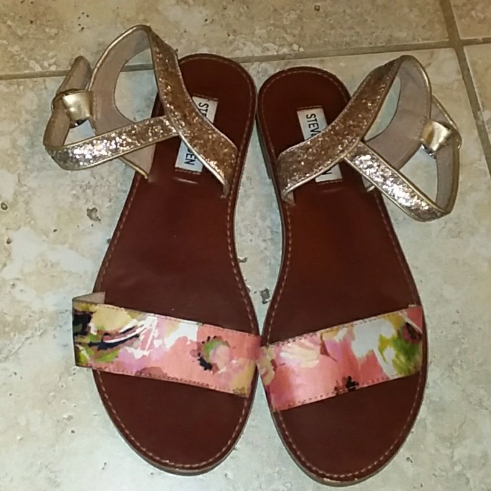 Steve Madden Floral Sandals Size 7